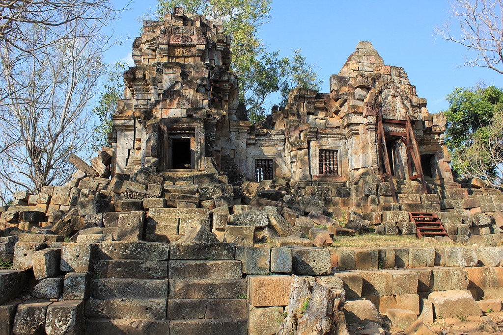 ប្រាសាទឯកភ្នំ photo