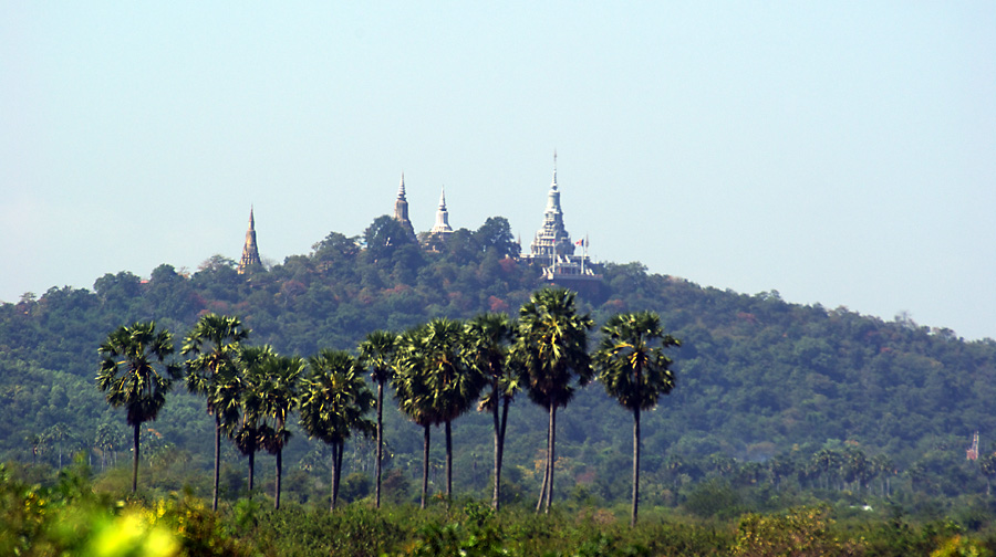 ភ្នំឧដុង្គ photo